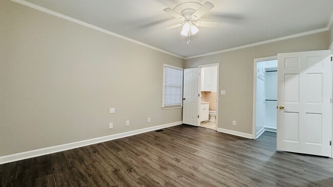 Building Photo - 815 W Palmetto St