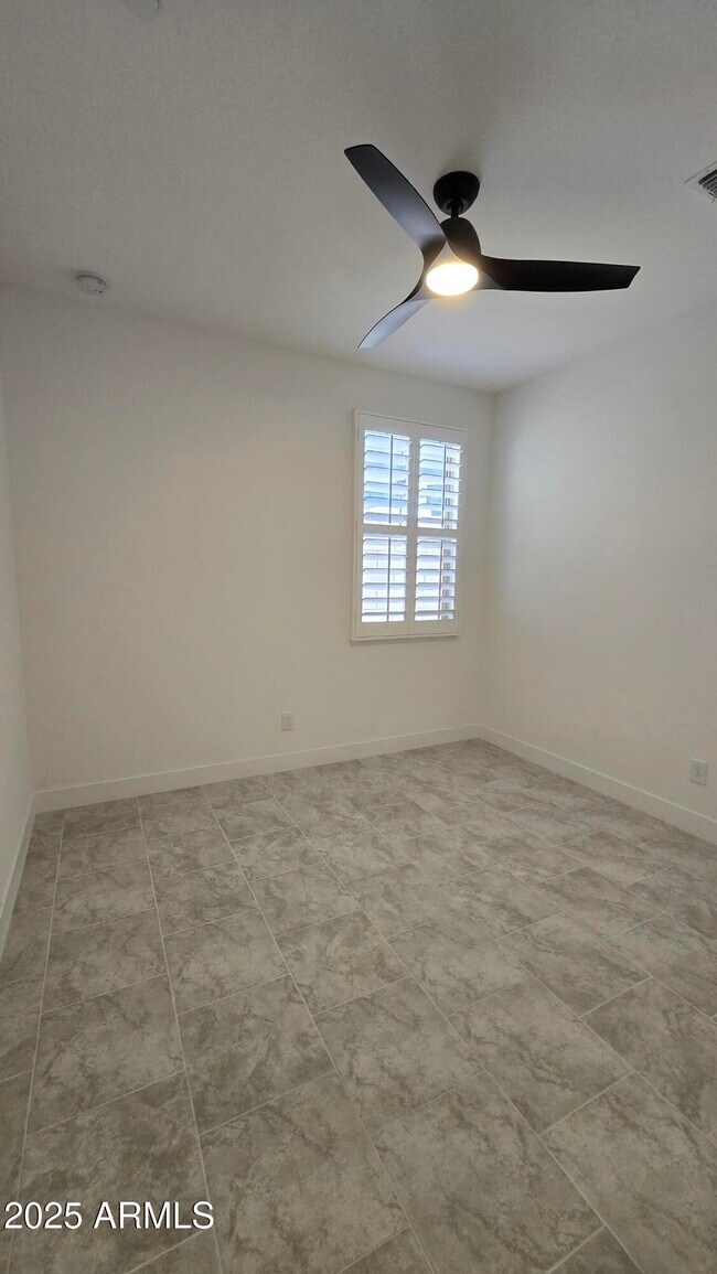 Building Photo - 31817 N 124th Dr