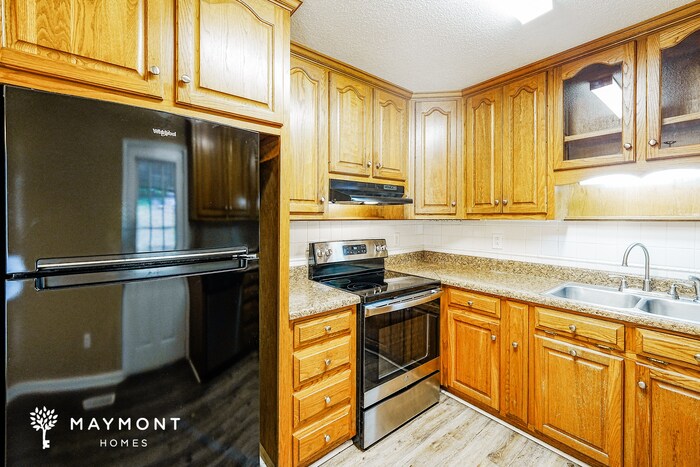 Building Photo - 1157 Thompson Rd