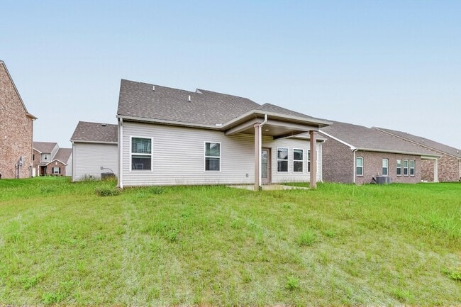 Building Photo - 4909 Russell David Dr