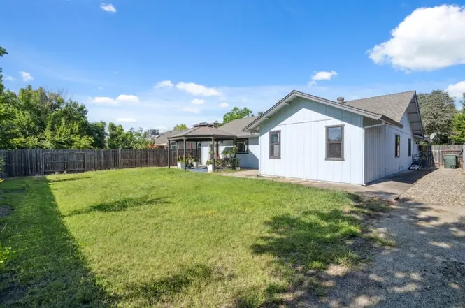 Building Photo - 2553 Candlewood Dr