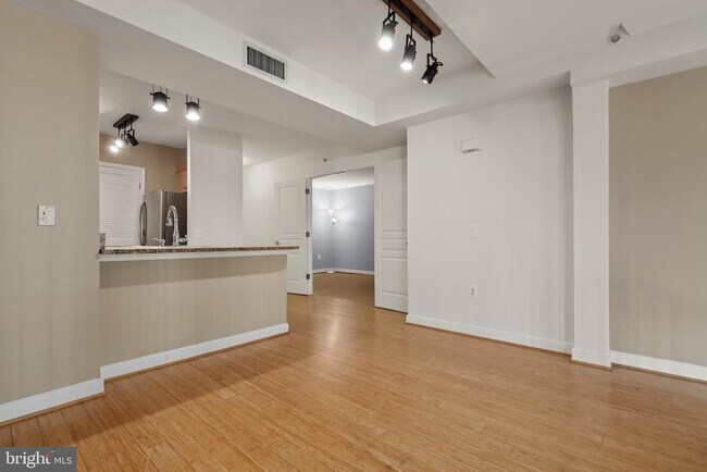 Building Photo - 631 D St NW