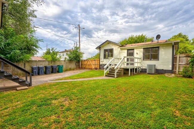 Building Photo - Live Big in OKC | 4 Beds, Fenced Yard & Gu...