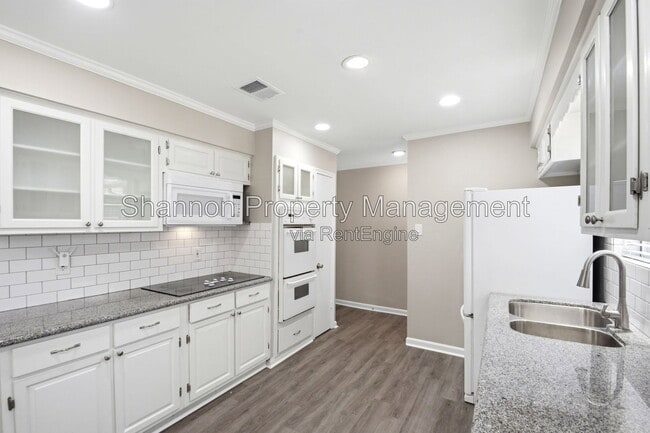 Building Photo - 6215 Autumn Arbor Dr