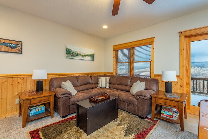 Building Photo - 70 Summit Way