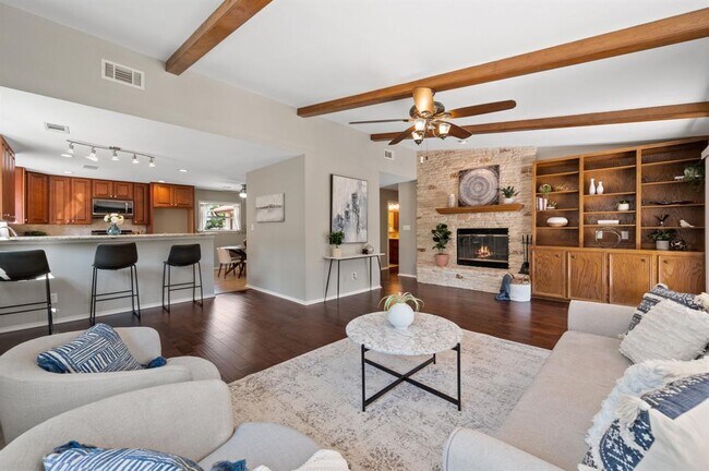 Building Photo - 20807 Boggy Ford Rd