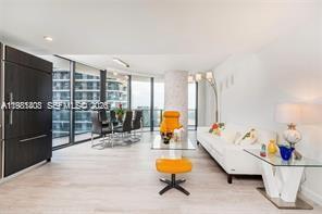 Building Photo - 45 SW 9th St