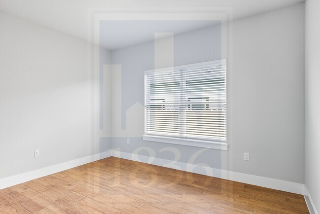 Building Photo - 16412 Enamorado Rd