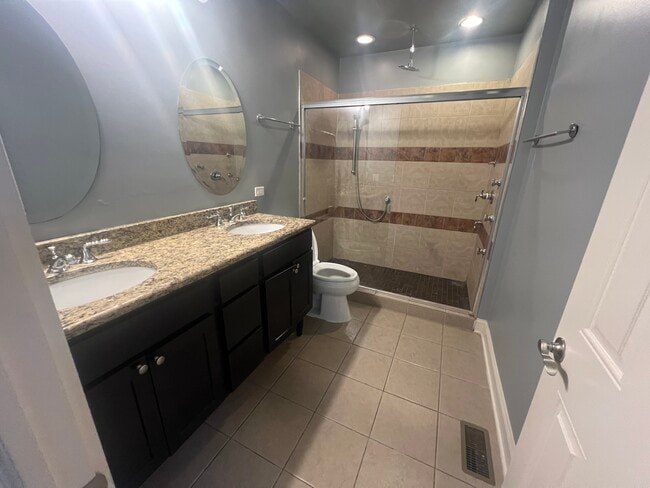 Building Photo - 4956 S Vincennes Ave