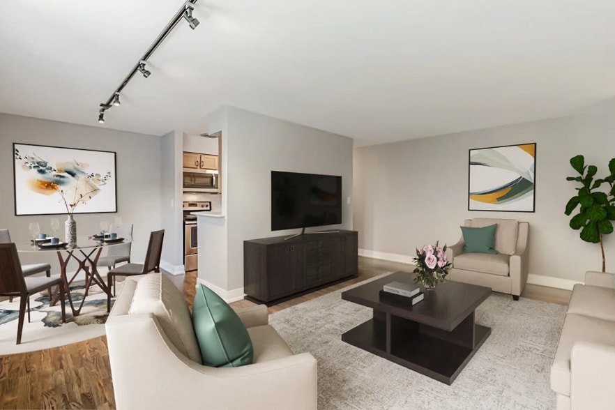 Building Photo - 6725 N Sheridan Rd