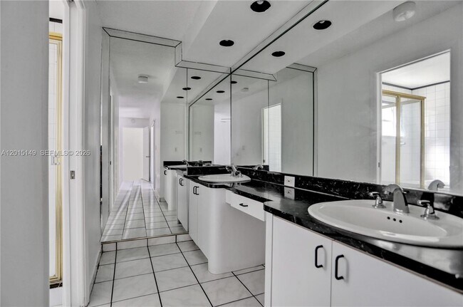 Building Photo - 11854 SW 210th St