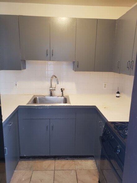 Building Photo - 74 4th St