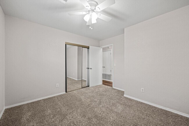 Building Photo - Two reasons to stop scrolling: the schools and the bathrooms. 3/2/2 Home in Putnam City Northaven...