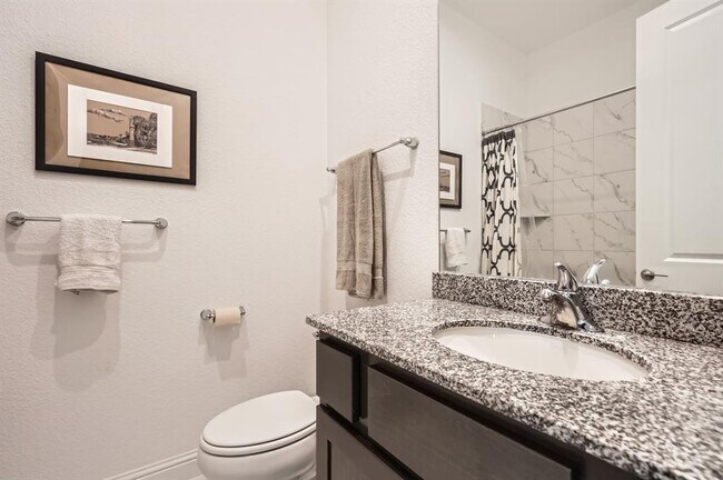 Building Photo - 4608 Modena Bay Bend