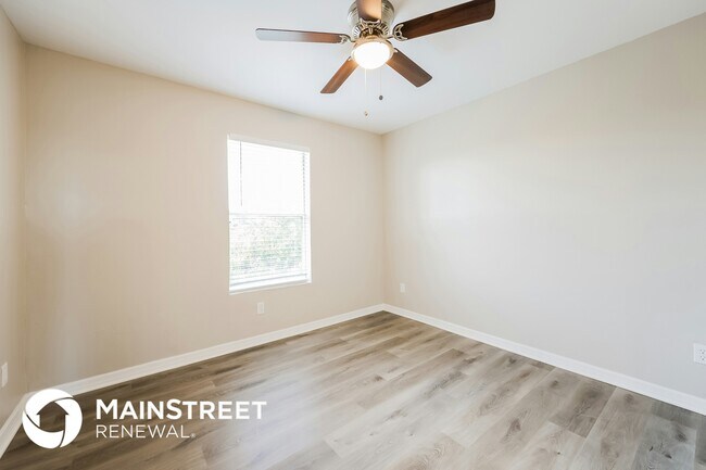 Building Photo - 2814 72nd St W