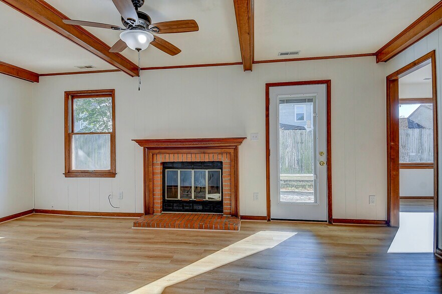 Building Photo - 2204 Spring Run Ct