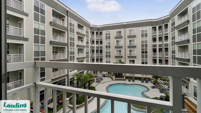 Building Photo - 900 E Six Forks Rd