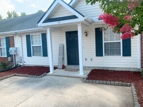 Building Photo - 311 Beech Ln