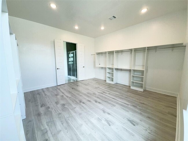 Building Photo - 21307 Blue Wood Aster Ct