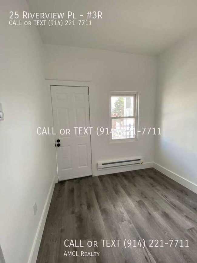 Building Photo - 25 Riverview Pl