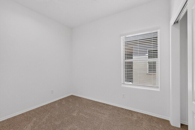 Building Photo - 280 Prism Ave SW