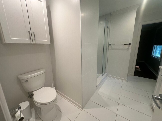Building Photo - Fully remodeled home for rent