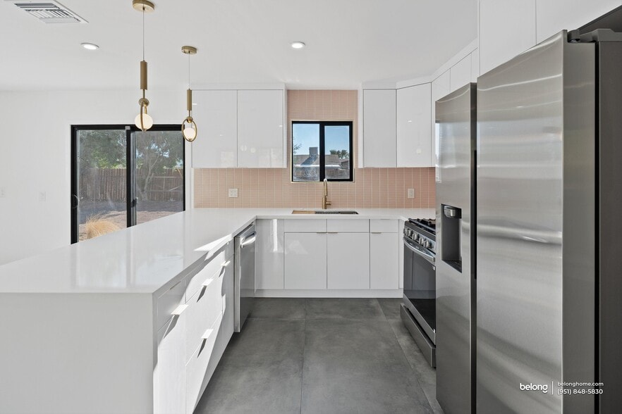 Building Photo - 2600 N Chuperosa Rd