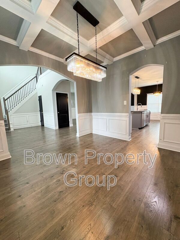 Building Photo - 179 Stafford Ave