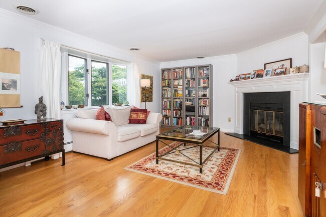 Building Photo - PALISADE