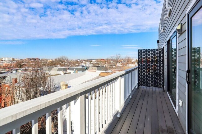 Building Photo - 2812 Georgia Ave NW