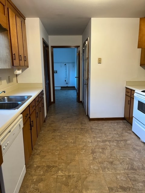 Building Photo - 4670 McCoy Cir
