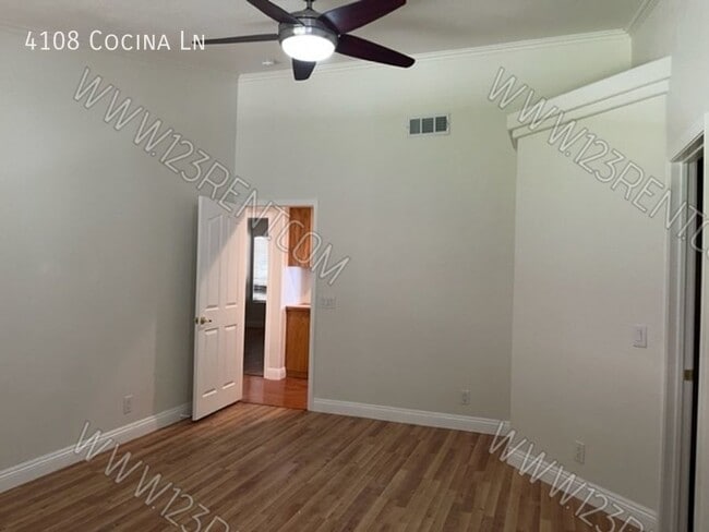 Building Photo - 4108 Cocina Ln
