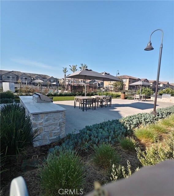 Building Photo - 4205 E Carmel Privado