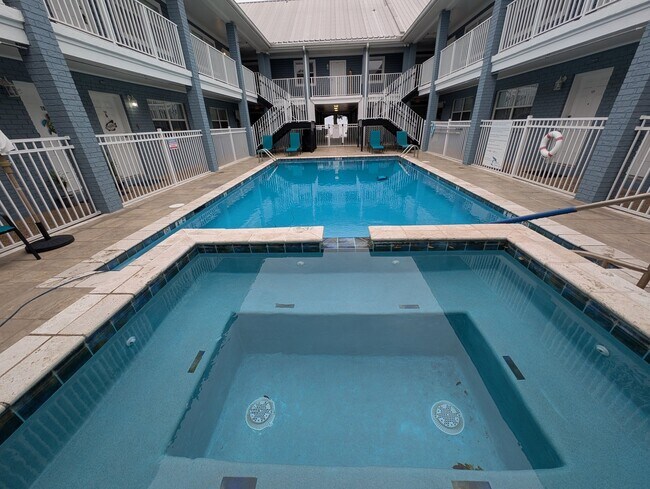 Building Photo - 1282 Beach Blvd