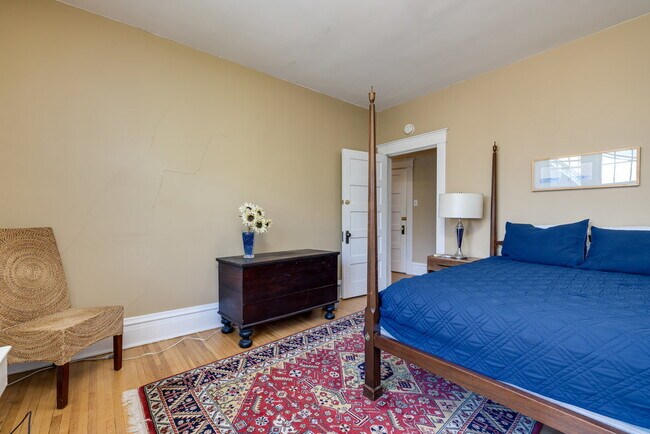 Building Photo - Stylish Downtown Apartment with a Private Oasis and Pool Retreat!