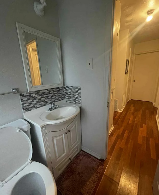 Building Photo - 119 Palm Oak Dr