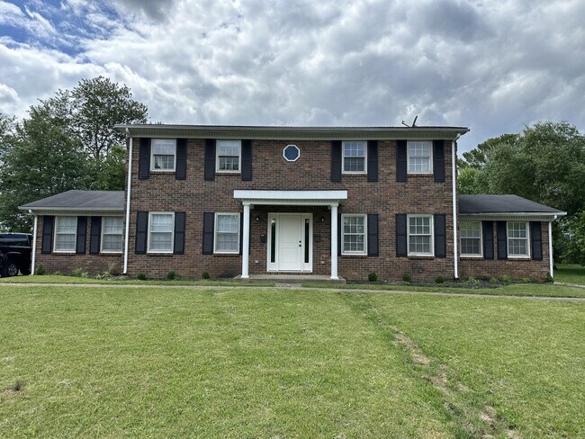 Primary Photo - 222 Medlock Rd