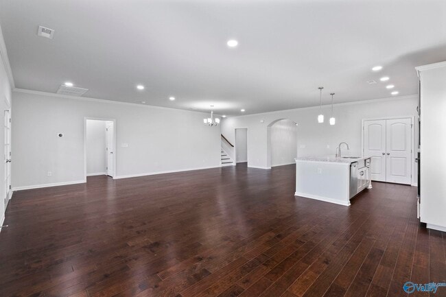 Building Photo - 279 Shubert Dr