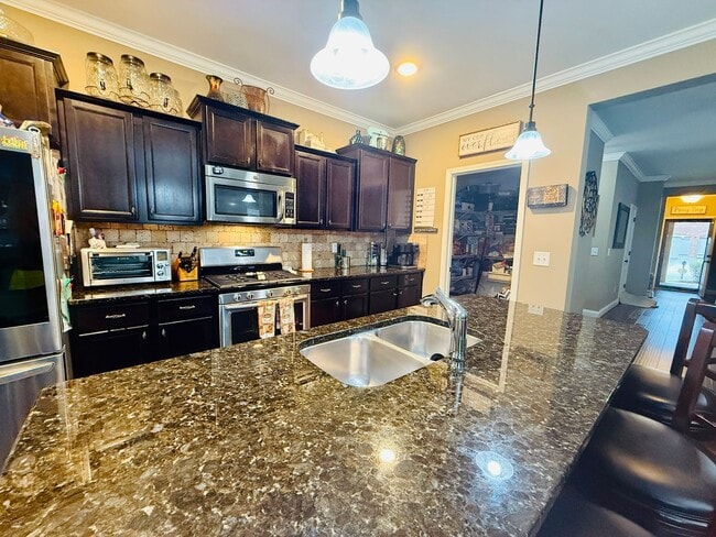 Building Photo - Black Creek Station – Just 8 Minutes from ...