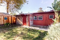 Building Photo - Charming fully remodeled classic bungalow ...