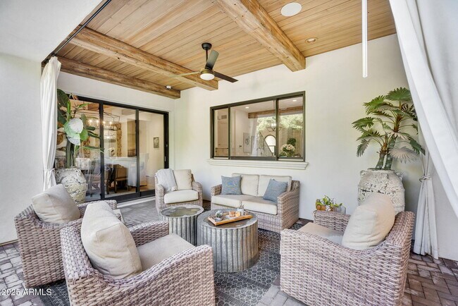 Building Photo - 3507 North 39th Pl