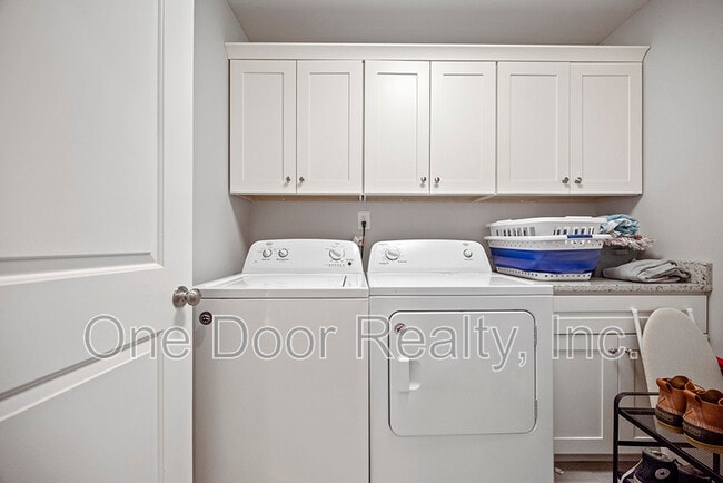 Building Photo - 805C Lafayette Street