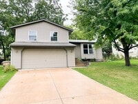 Building Photo - Entire 3BR/2BA house, available for rent!