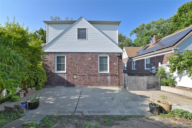 Building Photo - 249-48 Rushmore Terrace