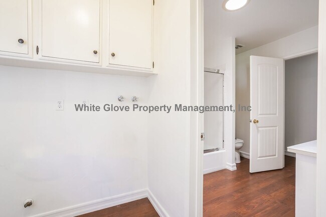 Building Photo - Charming 4-Bedroom Placentia Home with Fireplace, Covered Patio & Fresh Updates