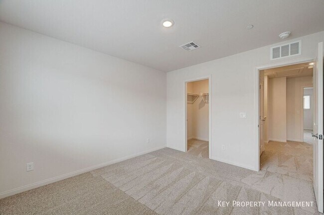 Building Photo - 3026 Green Finch St