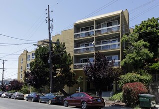 Building Photo - 765 Rand Ave