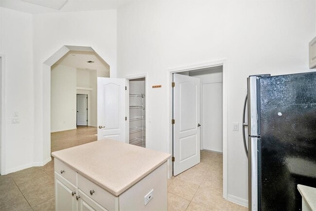 Building Photo - 3674 Lorton Ave