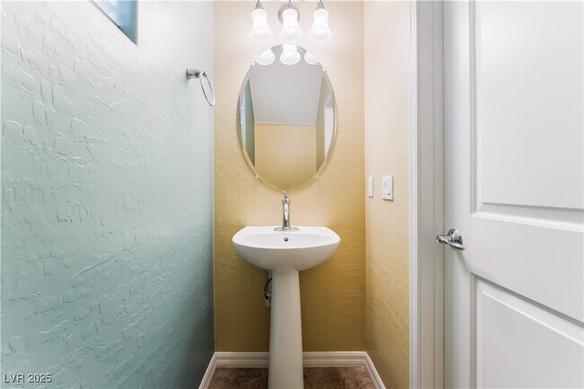 Building Photo - 11243 Filmore Heights Ct