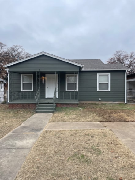 Primary Photo - 906 N Garfield Ave